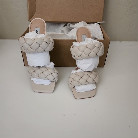 STEVE MADDEN, 8.5. Off- White (Cream) - Picture 3 of 4